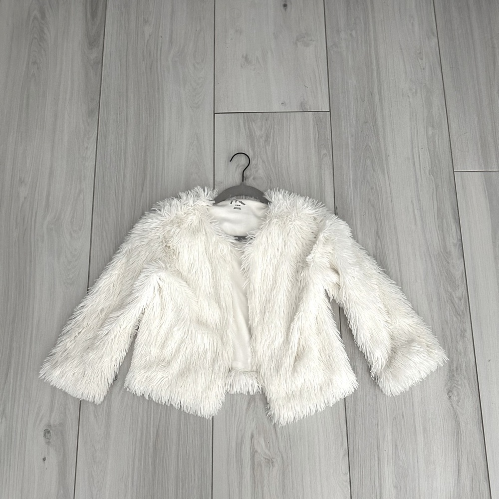 Target branded kids coat worn a couple of times is a size Large in kids